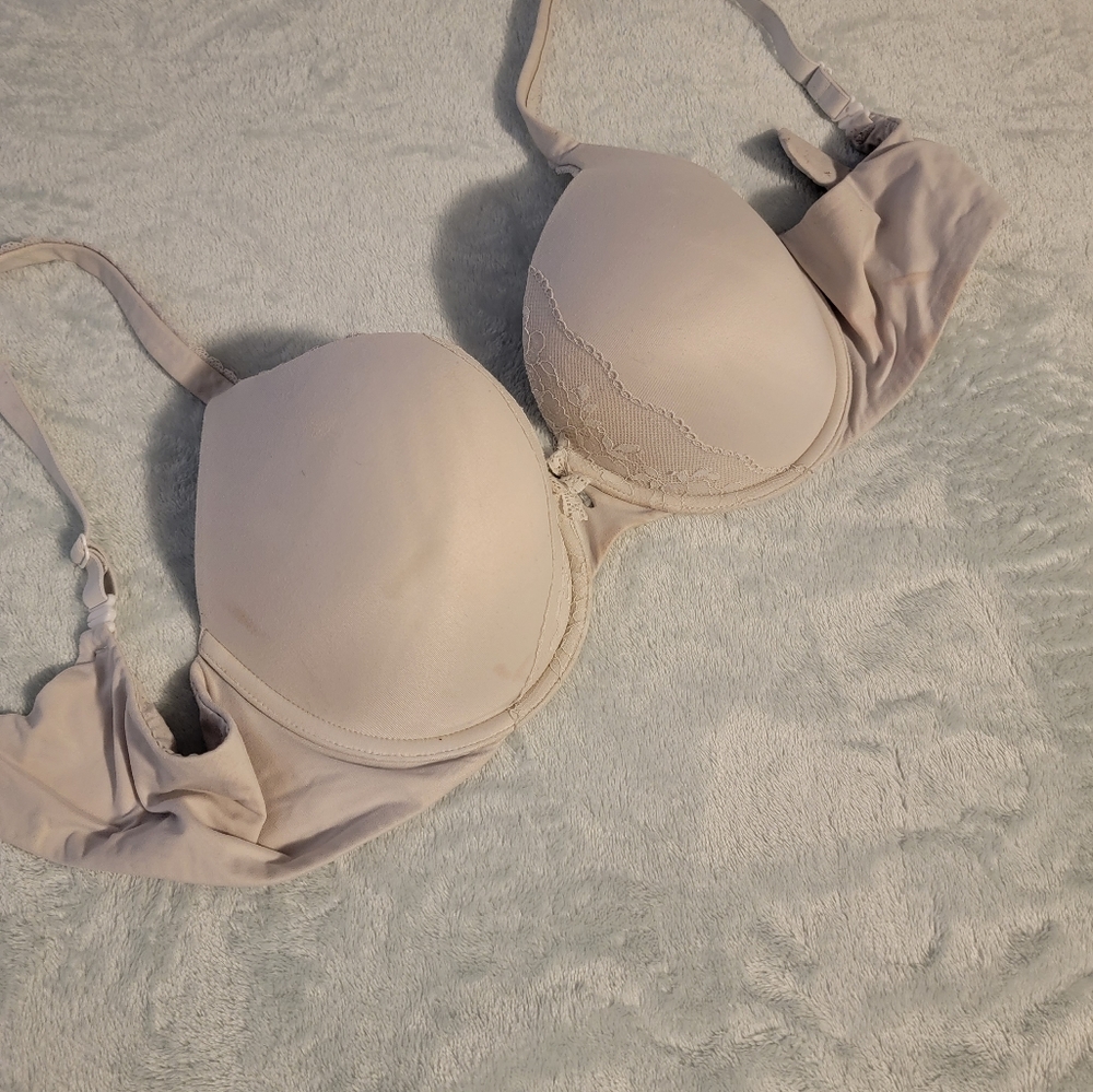 Victoria's Secret Body by Victoria Perfect Shape underwire bra